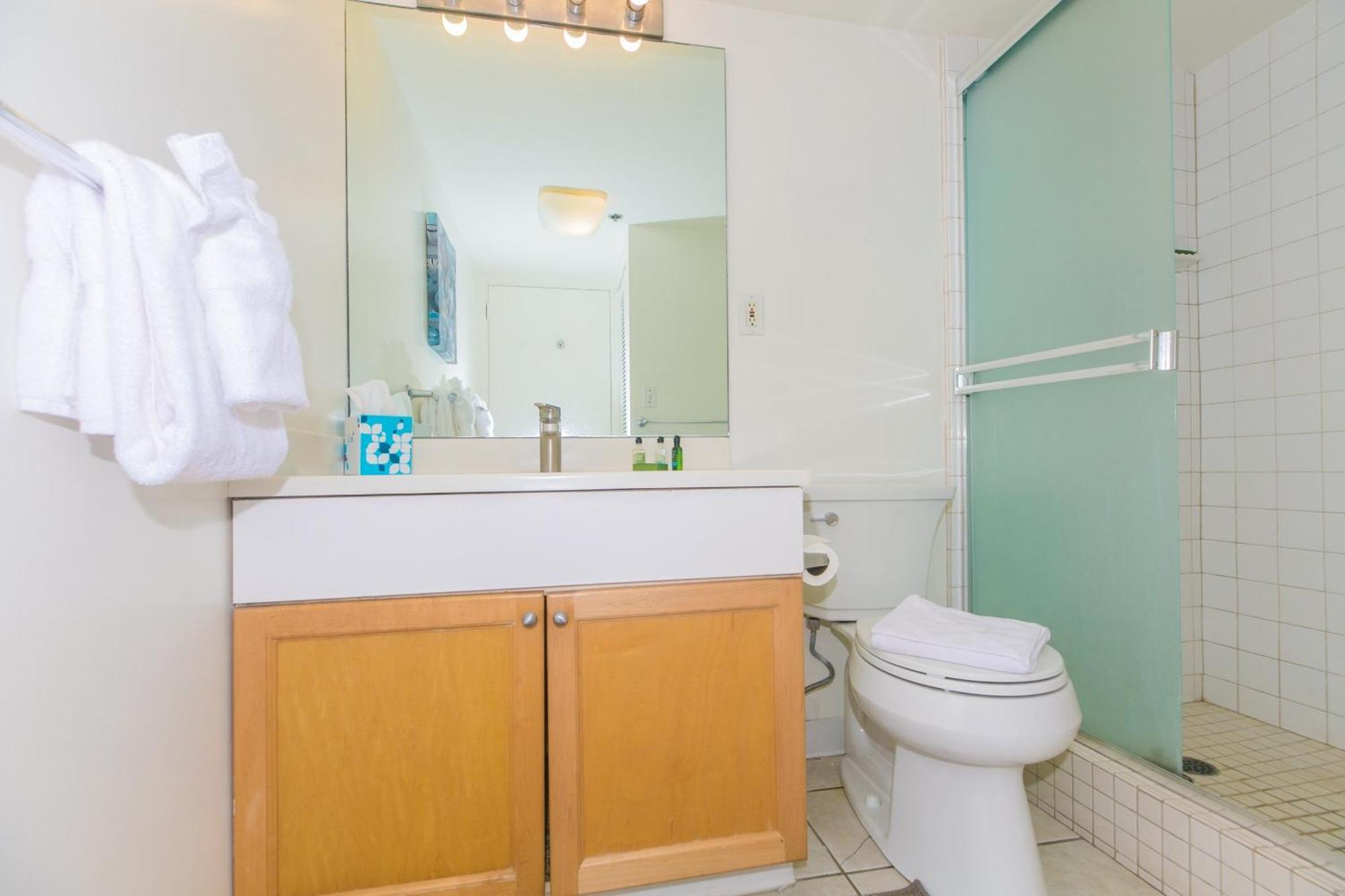 הונולולו Ilikai Tower One Bedroom Lagoon View Waikiki Condos With Lanai & Free Wifi חדר תמונה