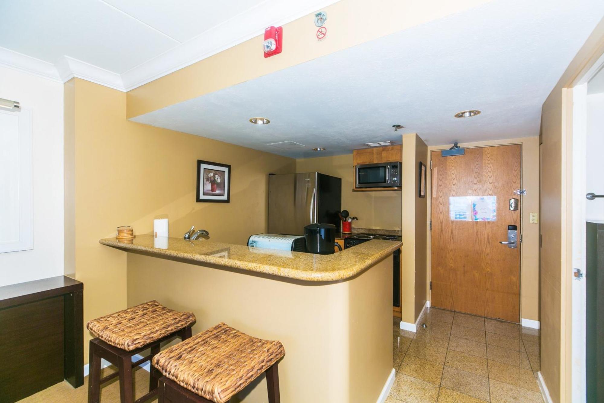 הונולולו Ilikai Tower One Bedroom Lagoon View Waikiki Condos With Lanai & Free Wifi חדר תמונה